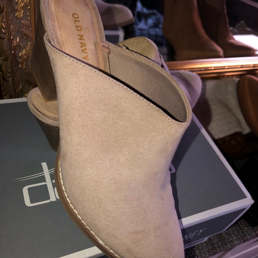 Old Navi mules